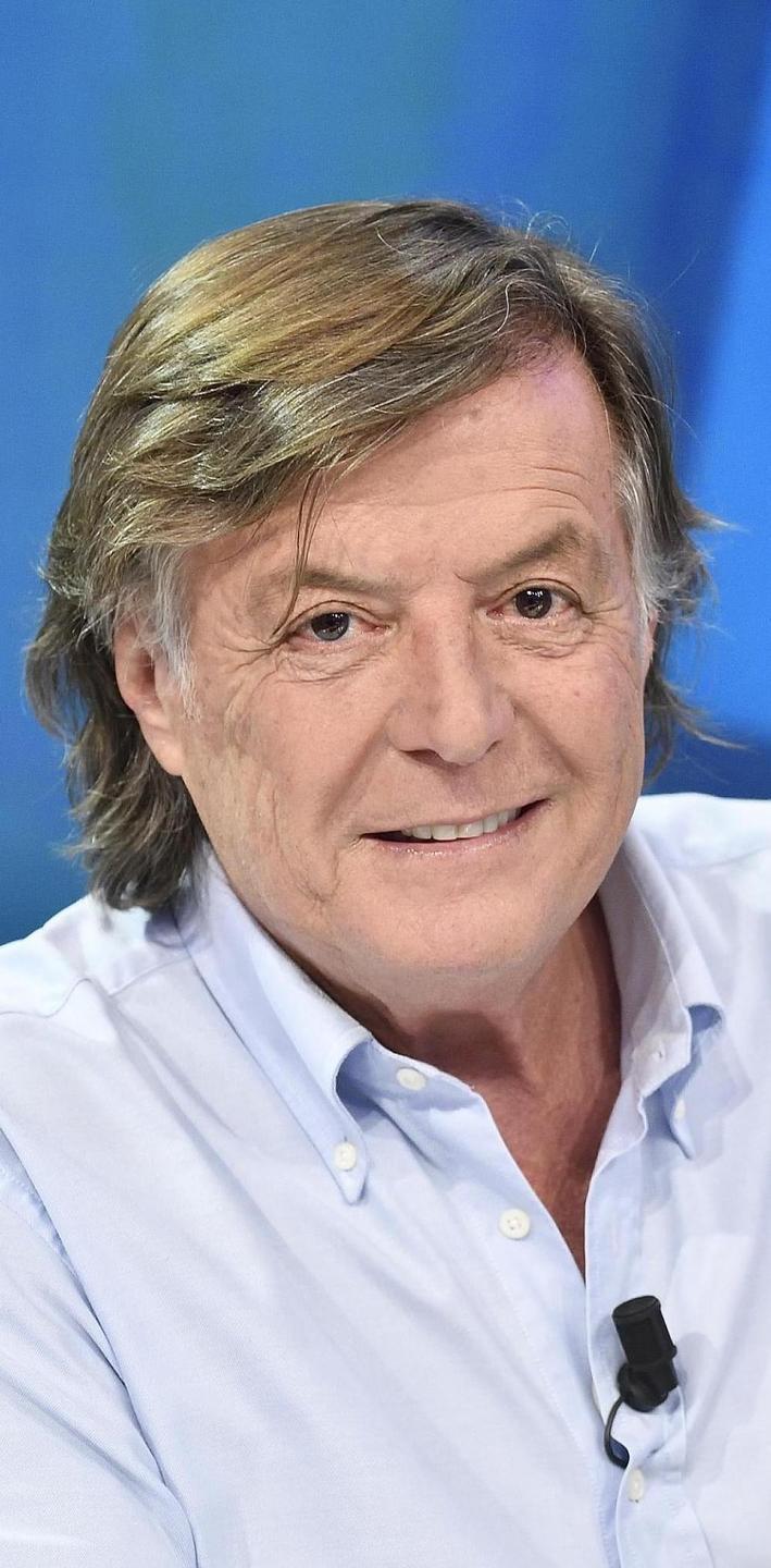 Il “ciuffo ribelle” del tennis oggi spegne settanta candeline