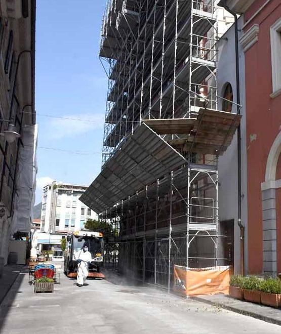 «Togliamo i ponteggi da palazzo Ducale» 
