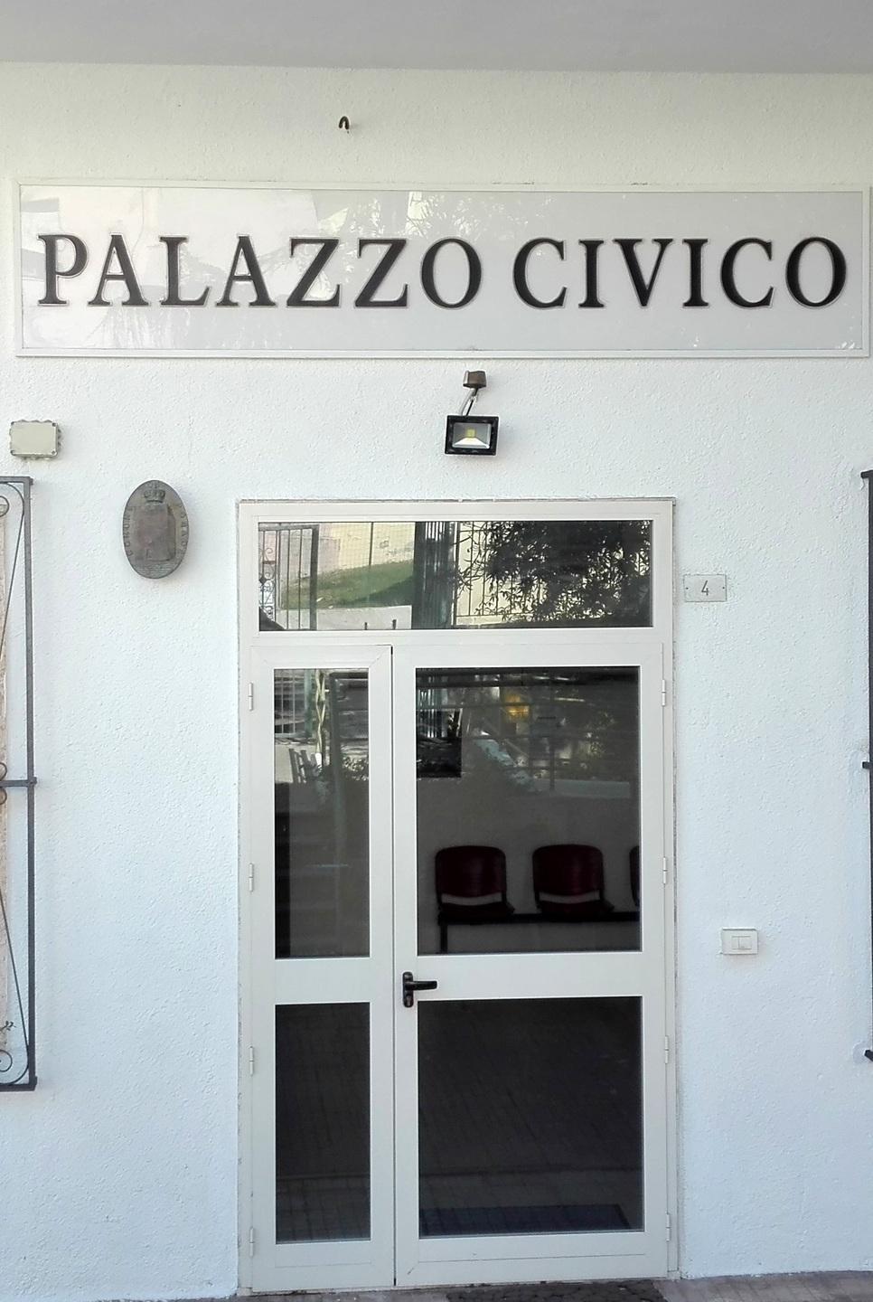 Aiuti alle famiglie, domande per avere i bonus
