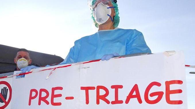 Covid-19, pazienti curano altri pazienti con la donazione di plasma iperimmune