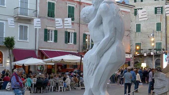 E la città si trasforma in una galleria urbana
