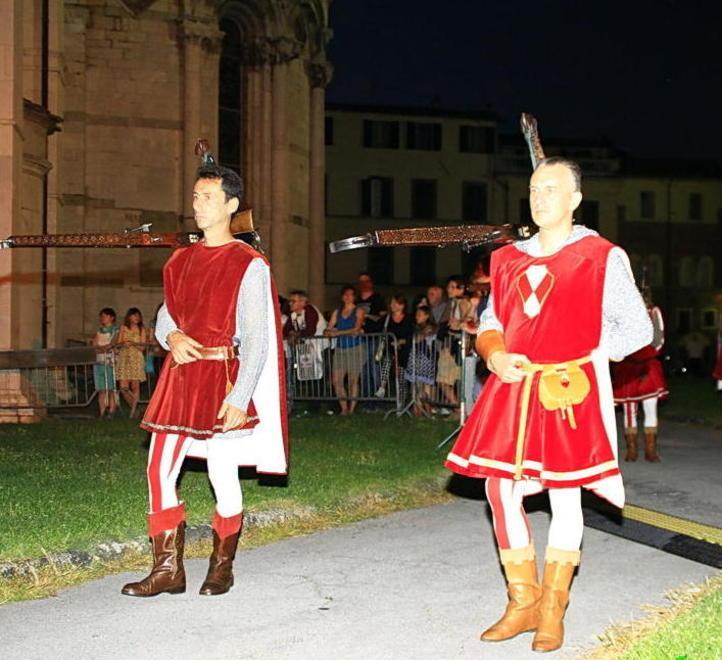 Il Palio della balestra si farà ma sarà a “porte chiuse” 