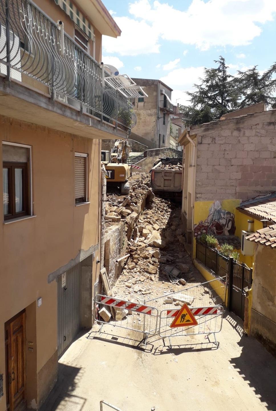 Entra nel vivo il restyling di via Gavino Cocco