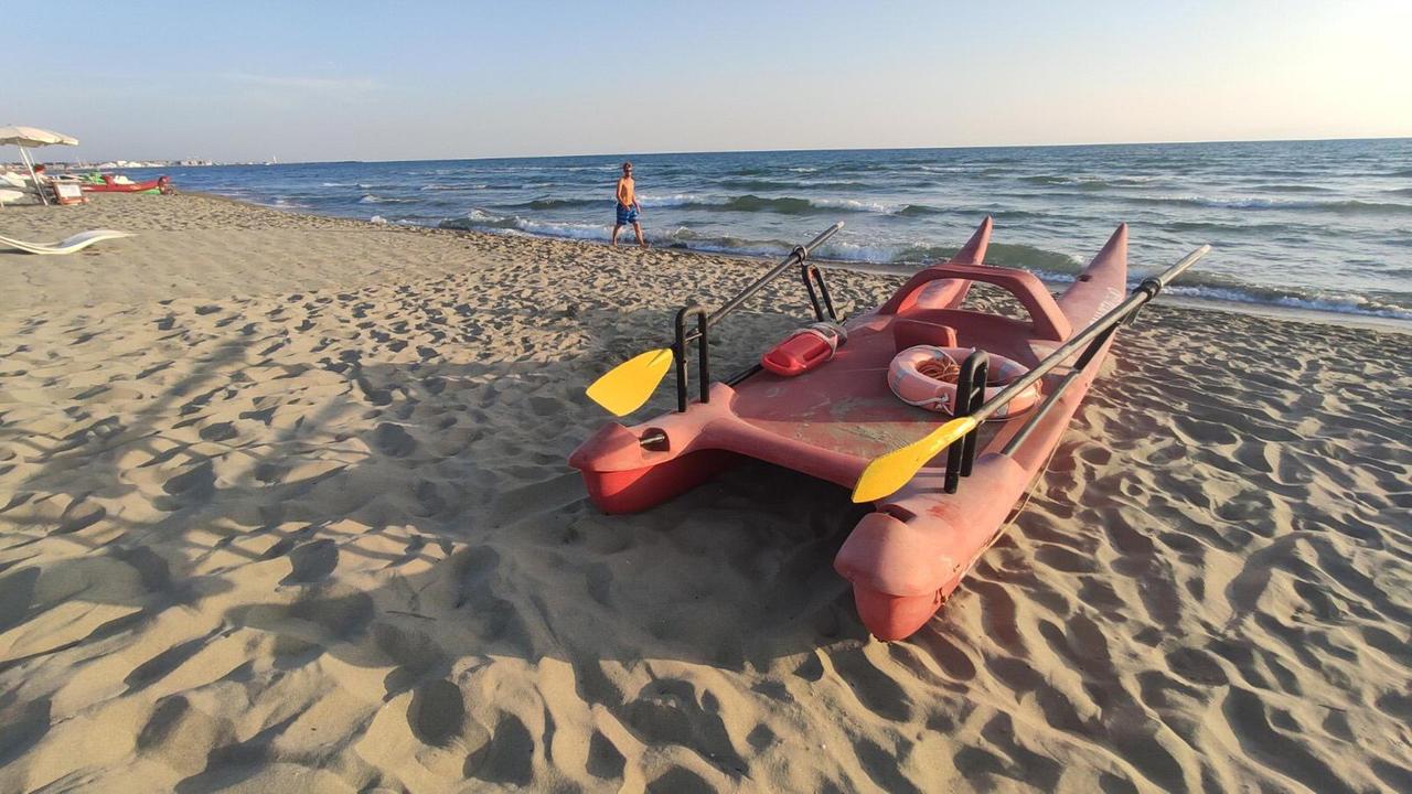 La spiaggia del Bagno Zara a Viareggio
