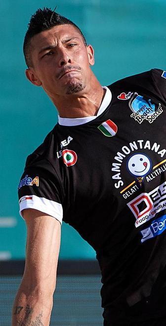 Il portiere Andrea Carpita primo colpo di mercato del nuovo Viareggio Calcio