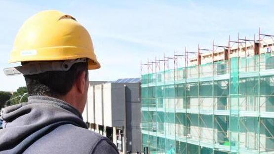 Edilizia, tre mesi di suolo pubblico gratuito alle imprese