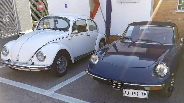 Auto d’epoca rubate sulla bisarca: denunciato il camionista alla guida