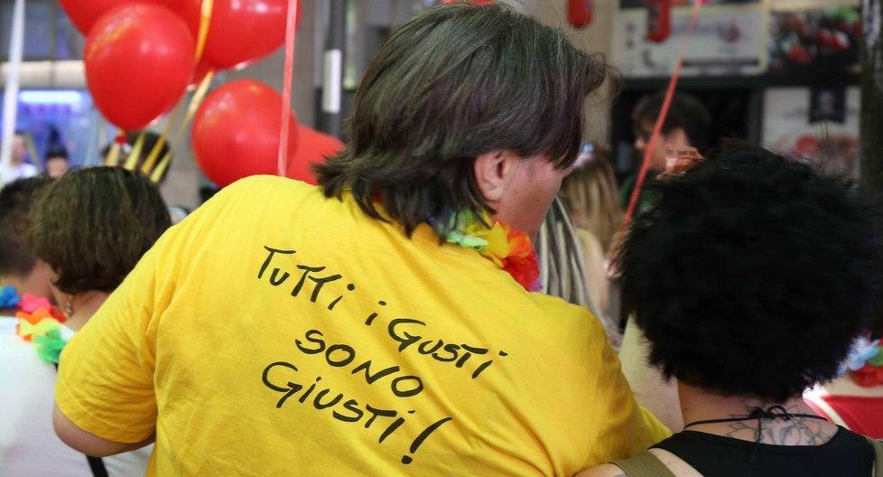 Già settanta firmatari a favore della legge contro l’omotransfobia 