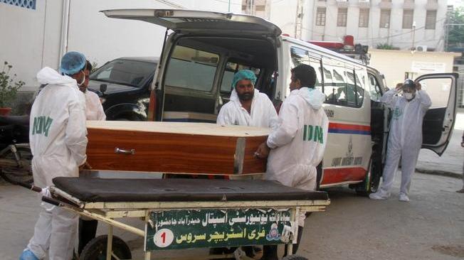 Coronavirus: Pakistan, 74 morti in ultime 24 ore +rpt+