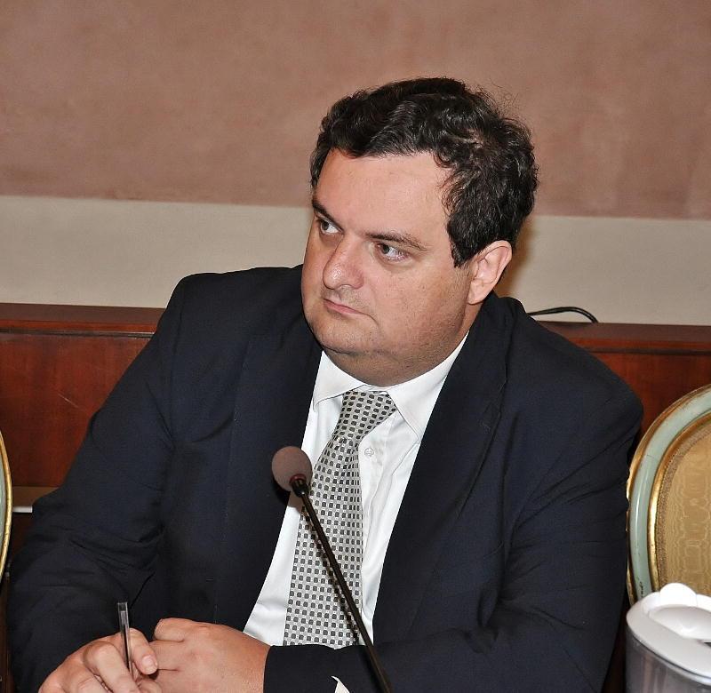  Pd: «Lo diciamo noi chi è che ha offerto 8mila euro a Brocchini»