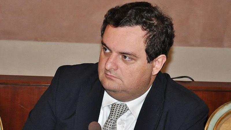 Pd: «Lo diciamo noi chi è che ha offerto 8mila euro a Brocchini»