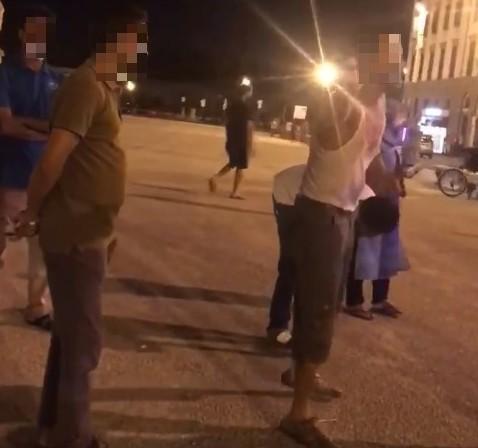 Un'immagine dopo la rissa