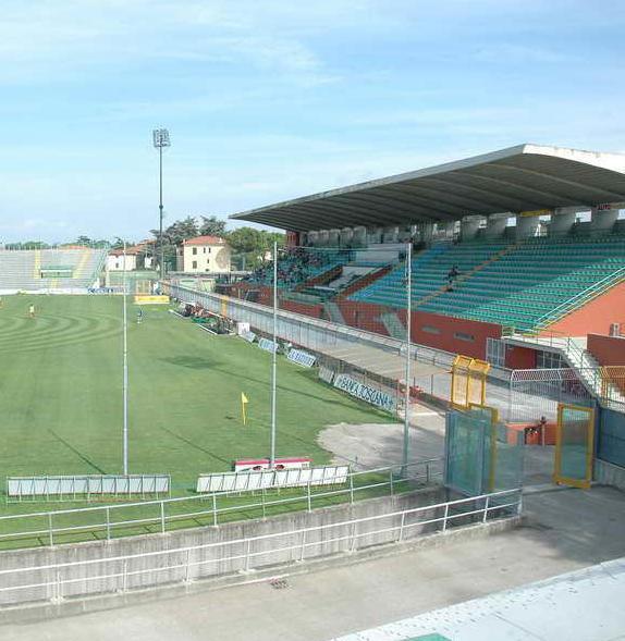Lucchese, corsa contro il tempo per trovare uno stadio 