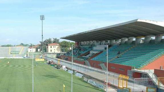 Lucchese, corsa contro il tempo per trovare uno stadio