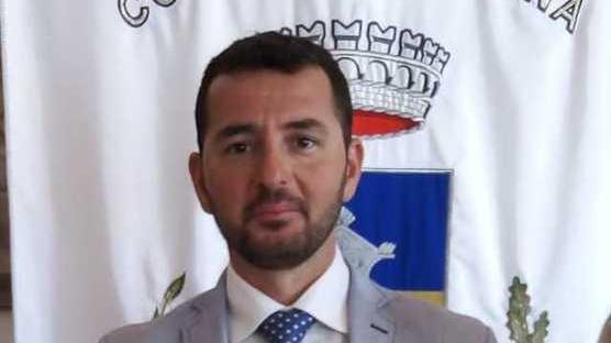 Rollo sfida il collega di giunta Cosentini con una lista civica