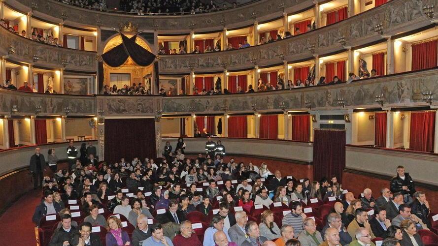 Dati riservati di due dipendenti sul sito: multato il Teatro del Giglio