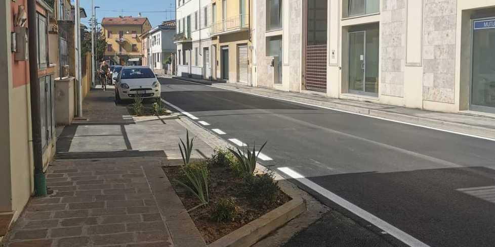 Da mercoledì via Pacchi a doppio senso, controlli della polizia municipale 