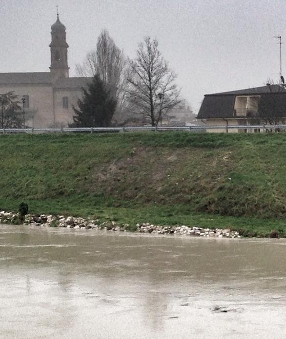 Via Dazio da oggi chiude Parte il cantiere Bonifica