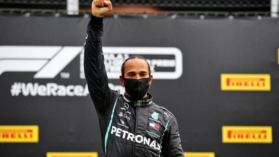 Hamilton fa il vuoto dal via Bottas confeziona la doppietta