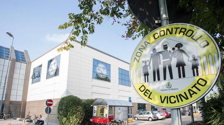 Segnala-Mo, la “bacheca” elettronica per fare una X sui problemi dei quartieri di Modena