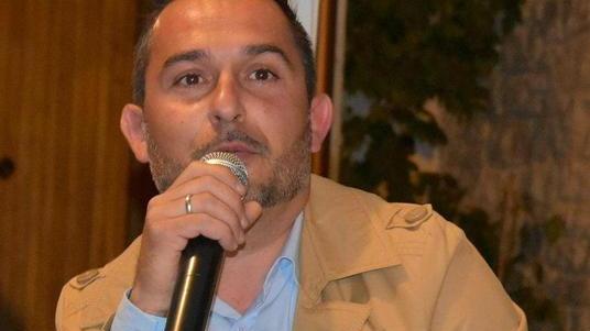 Il consigliere Giovanni Brocchini durante la campagna elettorale