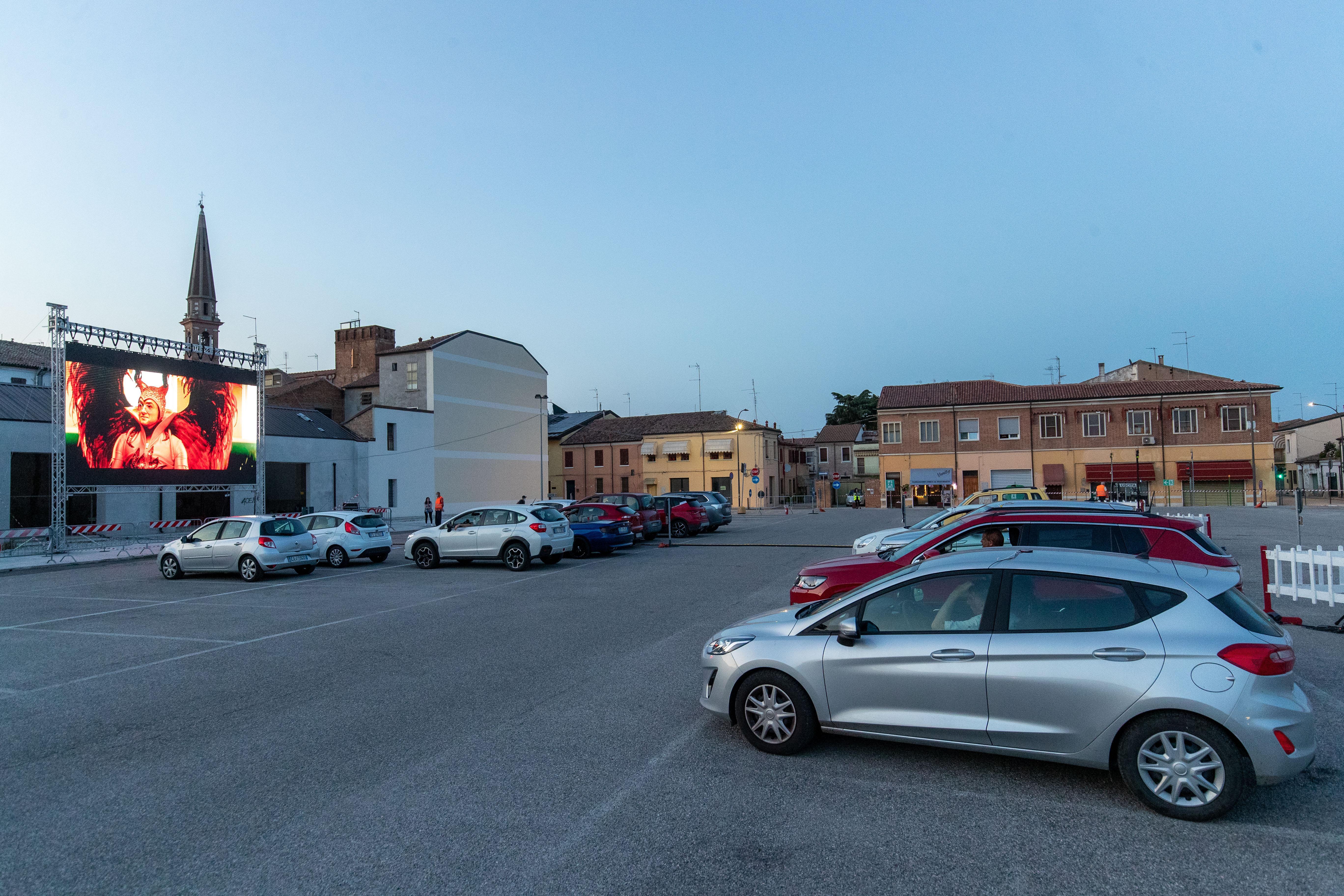 Il drive-in a Copparo non decolla