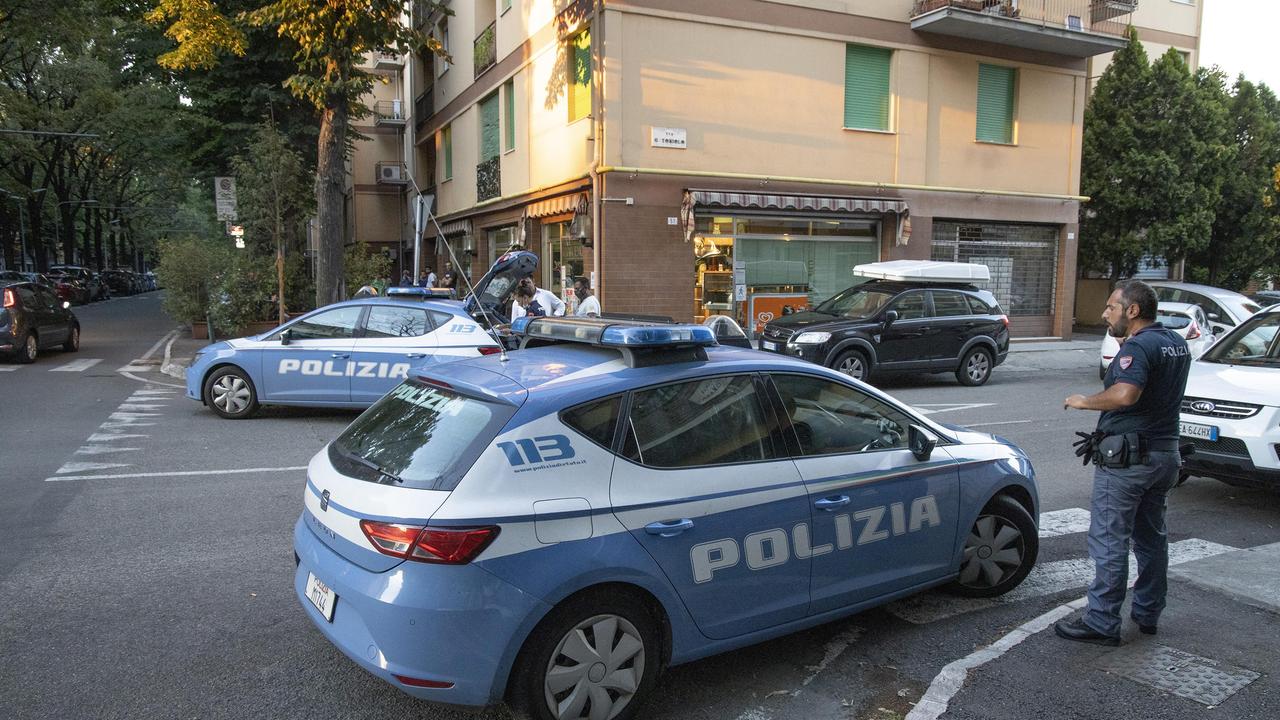 Modena, dopo le risse e le coltellate chiuso bar in viale Gramsci