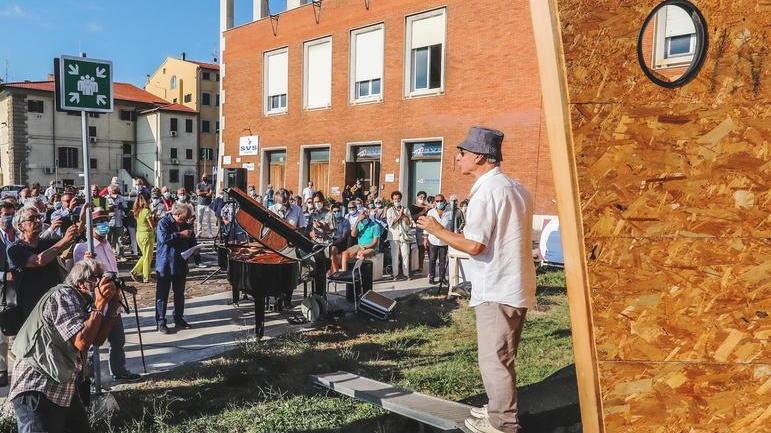 Tutti a bordo sulla nave dell’accoglienza: «Per non dimenticare le leggi livornine» - Video