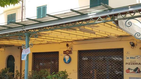 La pizzeria Da Valè: «Riapriremo a breve con le nostre focaccine»