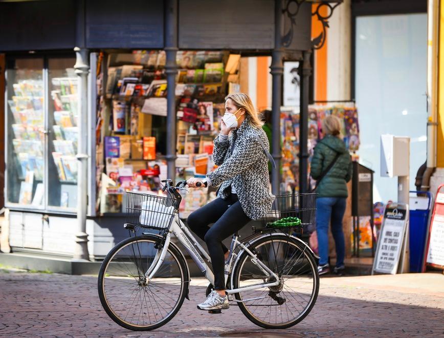 Lavoro da casa e mobilità “dolce”: modenesi pronti al cambiamento 