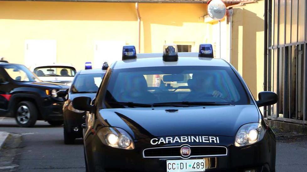 Denuncia il compagno sui social per violenza Poi ritratta in caserma