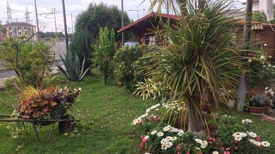 Impossibile innaffiare l’erba alla Casina e nei parchi della strage