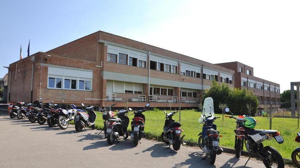 Aule numerose e grandi a Liceo, Iti e Ipsia «Spazi ampi assicurati»