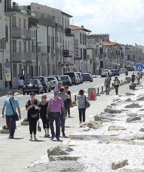 «Lungomare pedonale passaggio obbligato» 
