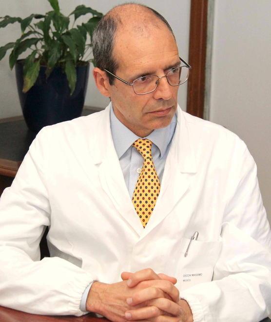 L'ospedale Versilia perde un fuoriclasse: il primario Cecchi si congeda