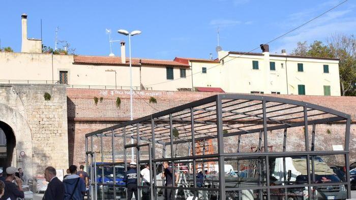 Gazebo irregolare a ridosso delle Mura, tre assoluzioni: «Fu particolare tenuità»