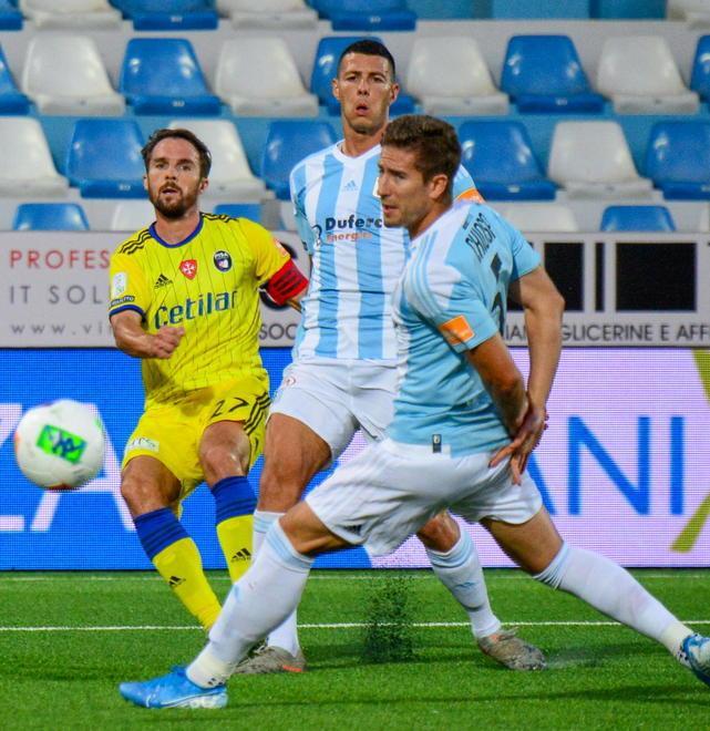 Il treno dei playout corre veloce, marcia da lumaca per i playoff