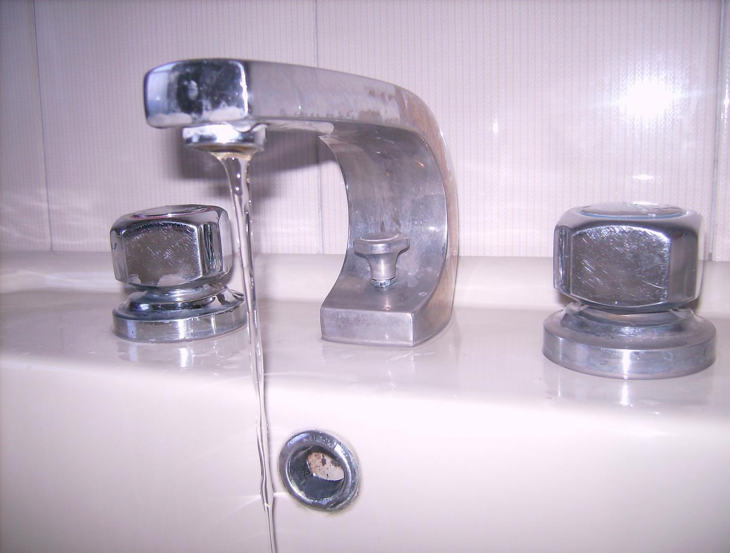 Regolari le nuove analisi dell’Ats: l’acqua in città ritorna potabile