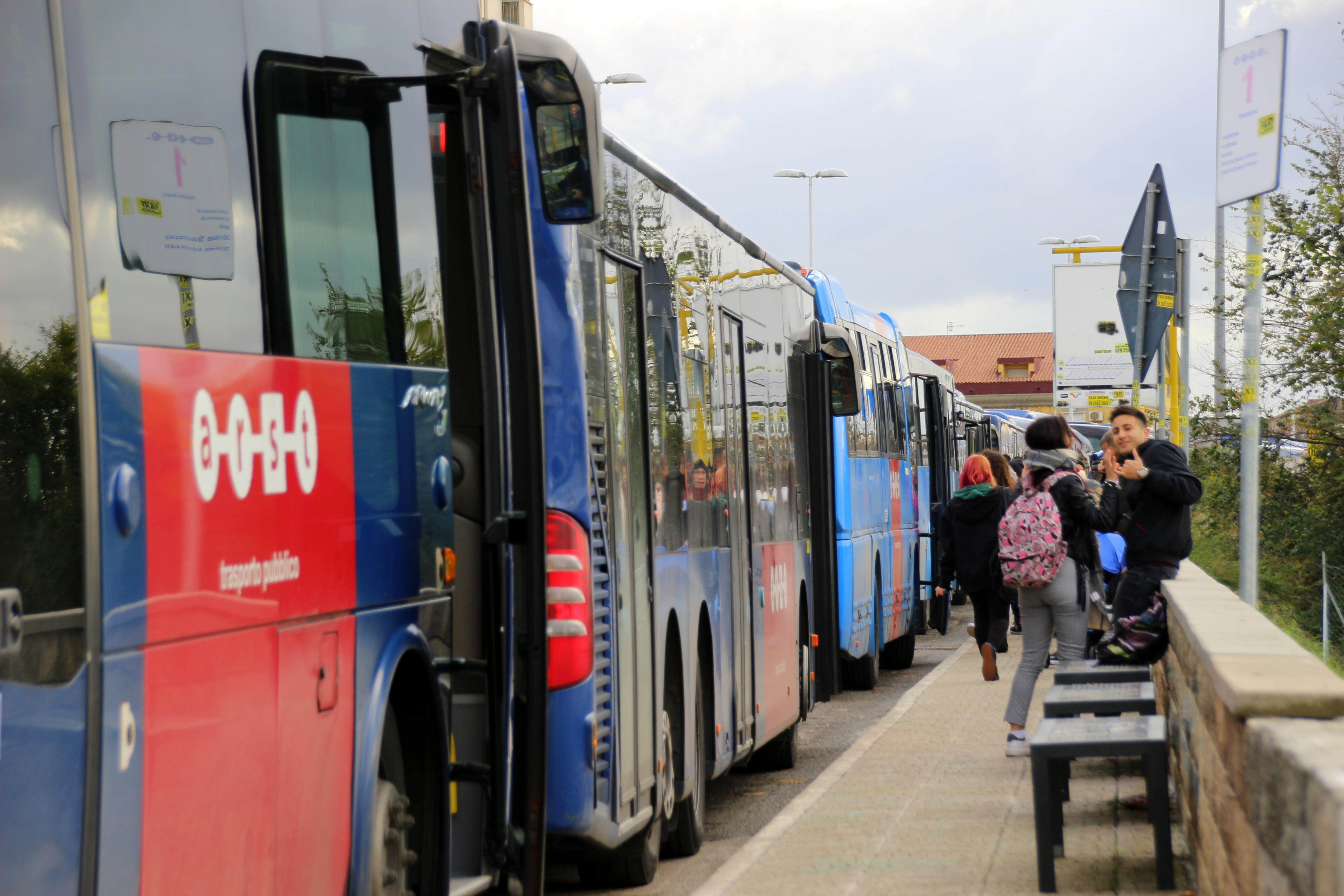 Fase 3 in Sardegna: sui mezzi pubblici da ora si può viaggiare col 100 per cento dei posti occupati