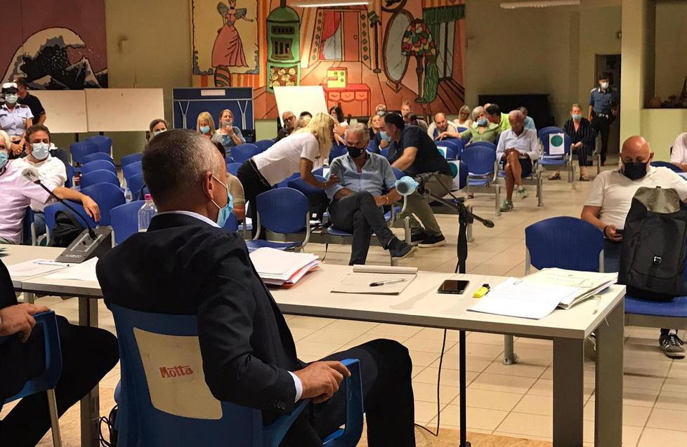 Coluccini si salva grazie al voto del grillino Vasco Merciadri 