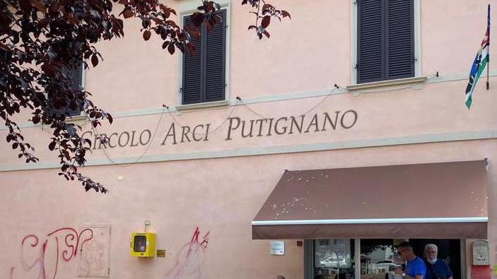 Morto sul lavoro, Yuri agli amici: «Appena riscuoto il primo stipendio vi porto tutti a cena»