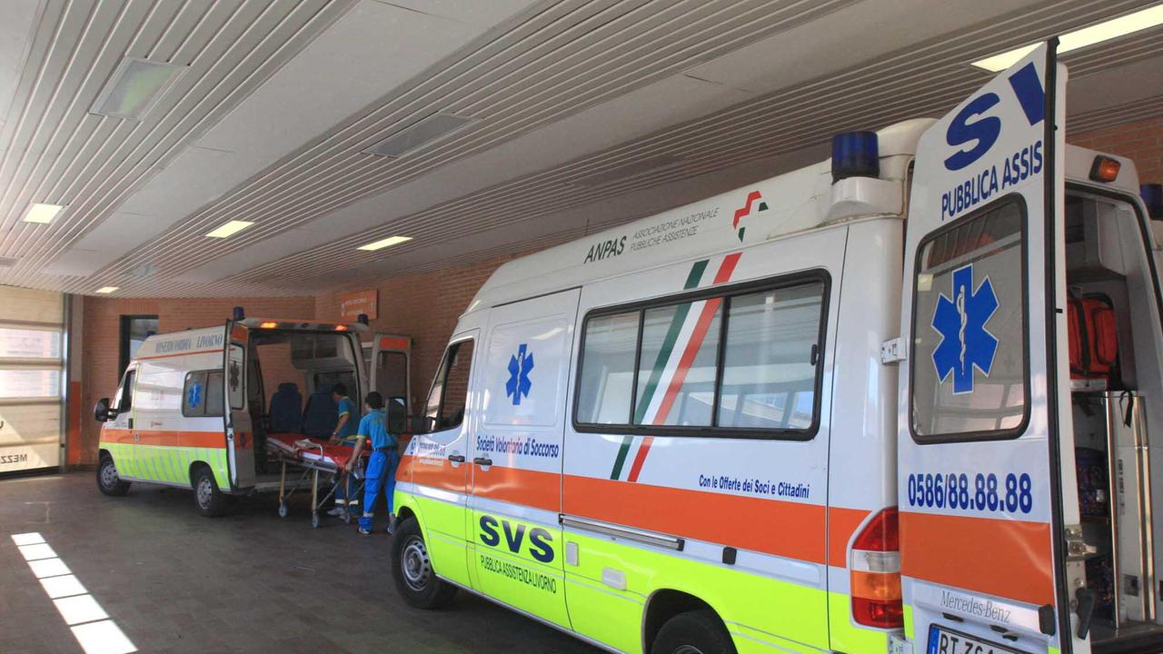 Ambulanze al pronto soccorso (foto d'archivio)