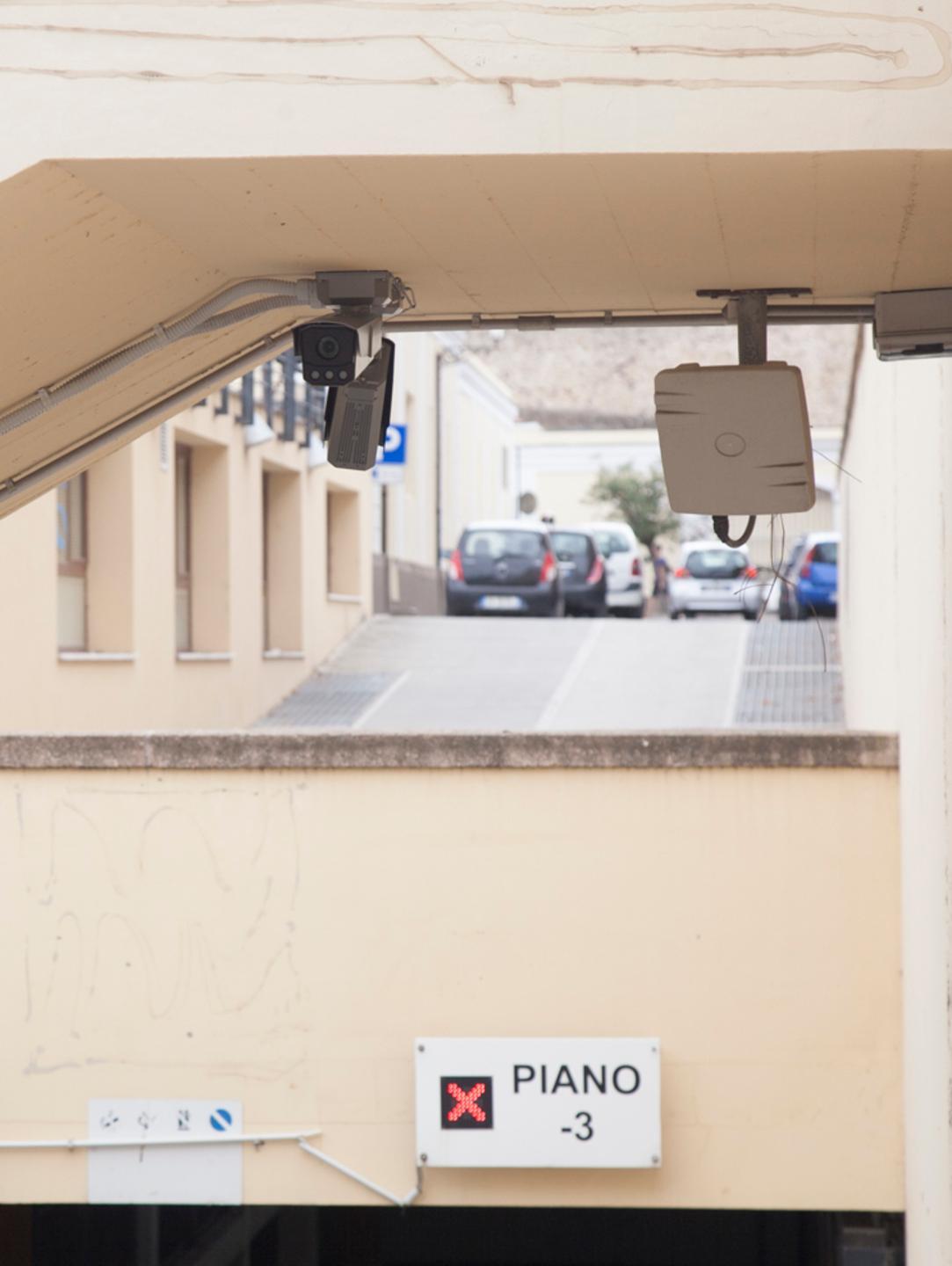 Telecamere in Piazza dei Mercati 