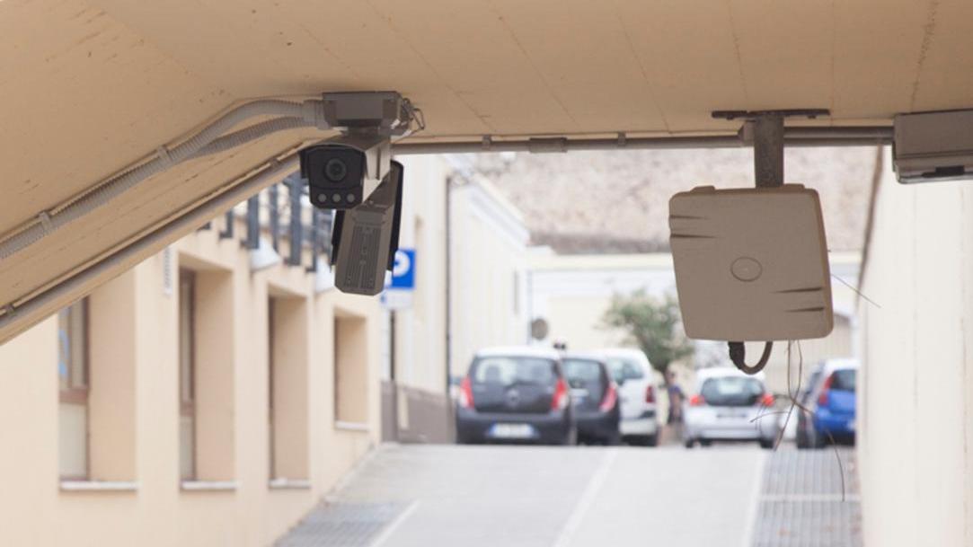 Telecamere in Piazza dei Mercati