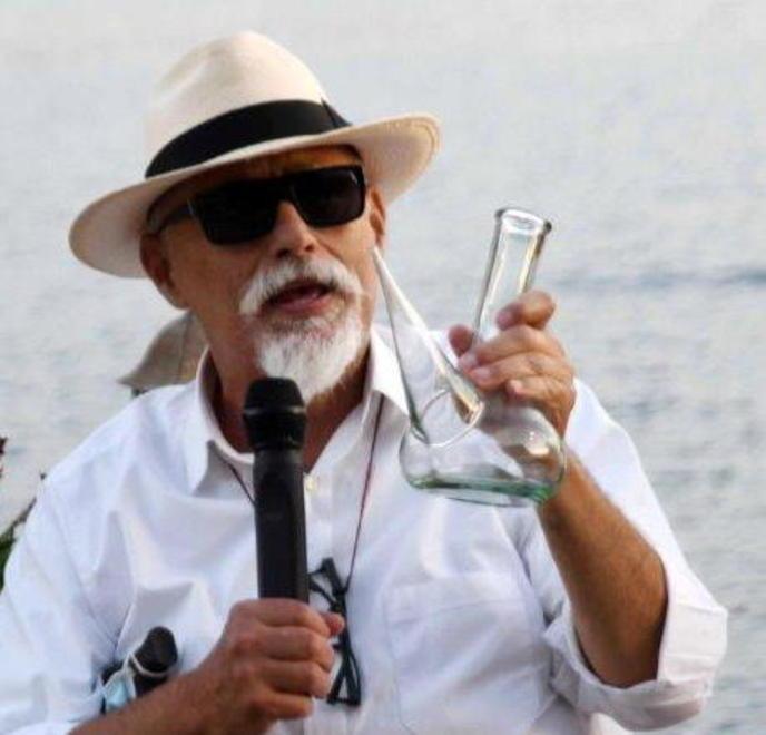 La lezione di Claudi sulle radici dei gusti e... la caraffa catalana