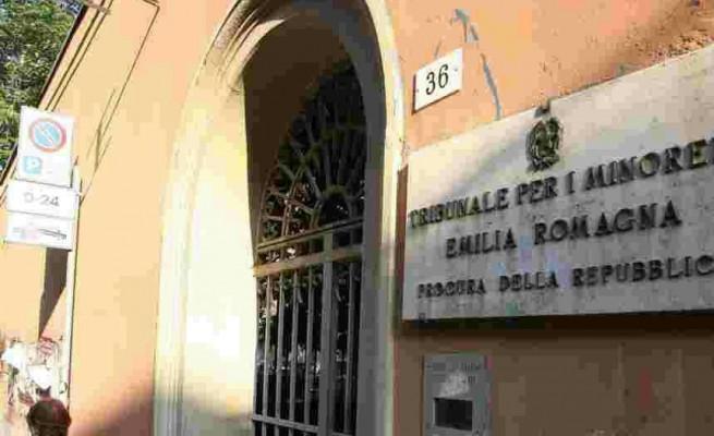 Inchiesta affidi, un altro bimbo torna a casa