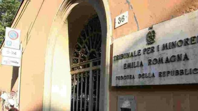 Inchiesta affidi, un altro bimbo torna a casa