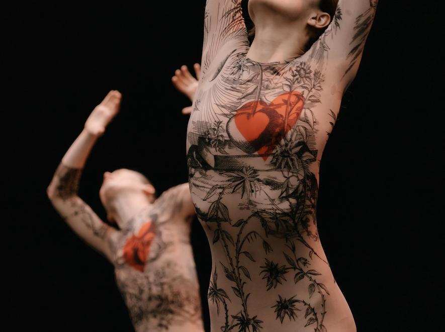 Festival Aperto: interrogativi in scena tra teatro, musica e danza 