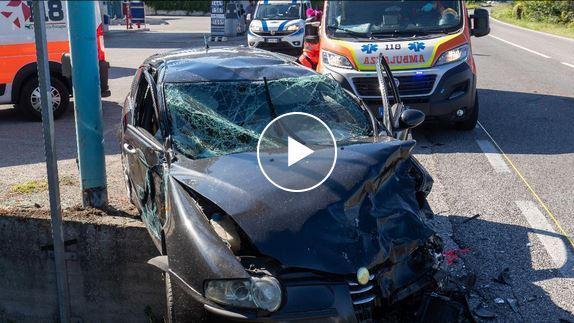 Ferrara, scontro tra auto: cinque feriti, coinvolti anche due bambini
