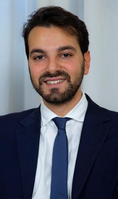 Approda in Regione e Parlamento la chiusura del bar alla stazione 